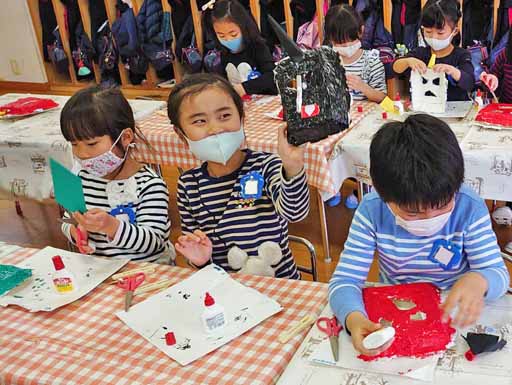 年長組 鬼のお面製作 川村幼稚園